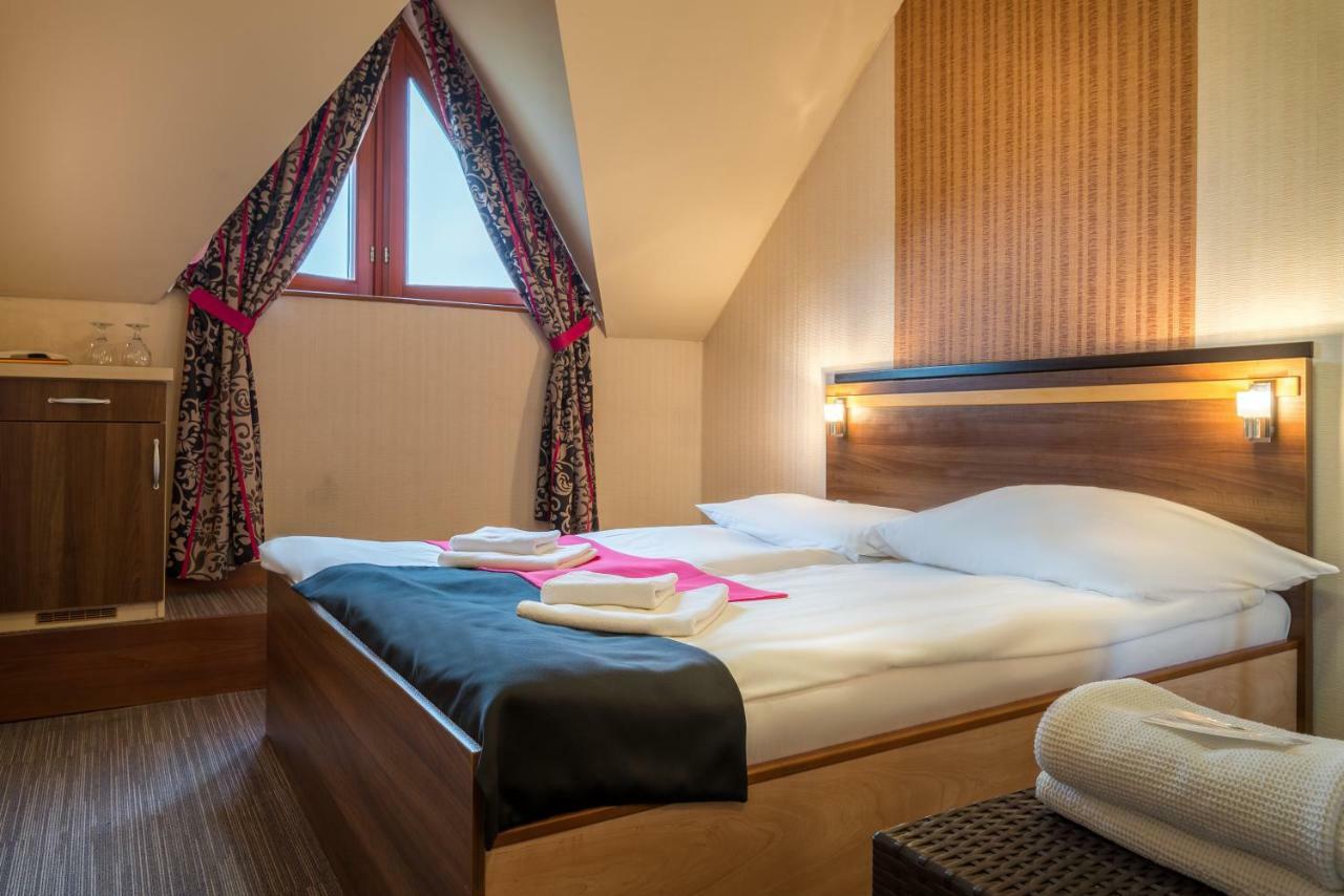To Wellness Hotel Bank  Ngoại thất bức ảnh
